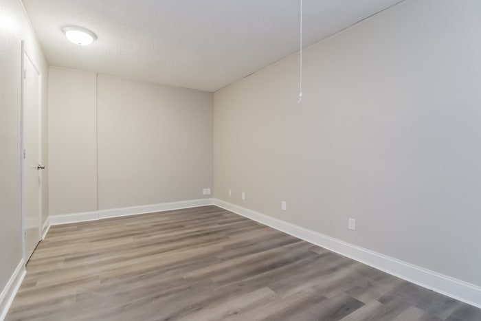 Building Photo - 468 Holbrook Cir