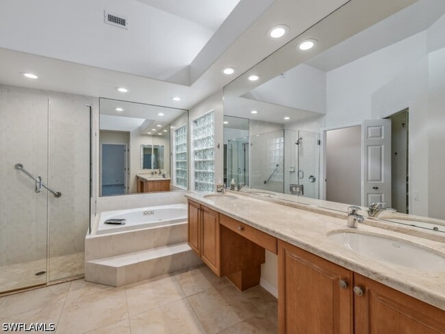 Building Photo - 3868 Clipper Cove Dr