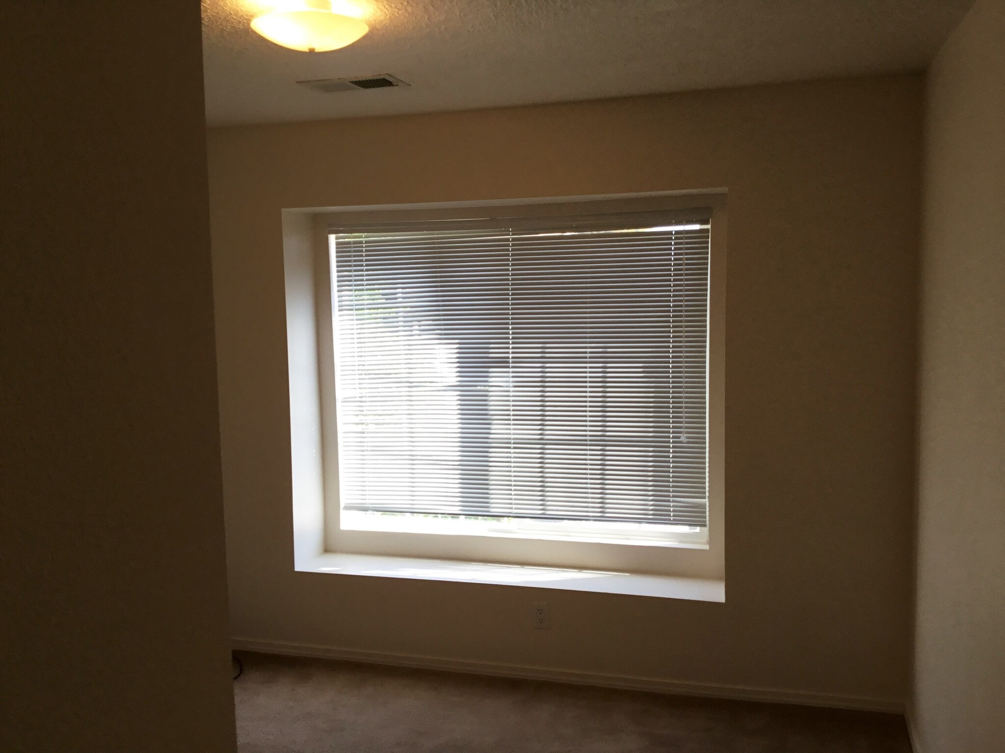 Building Photo - 1740 Sierra Norte Loop NE