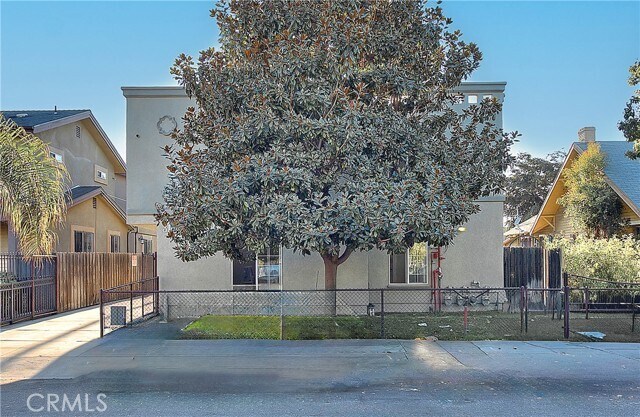 Building Photo - 3105 Walton Ave