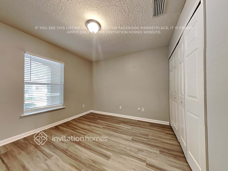 Building Photo - 650 MacKenzie Cir