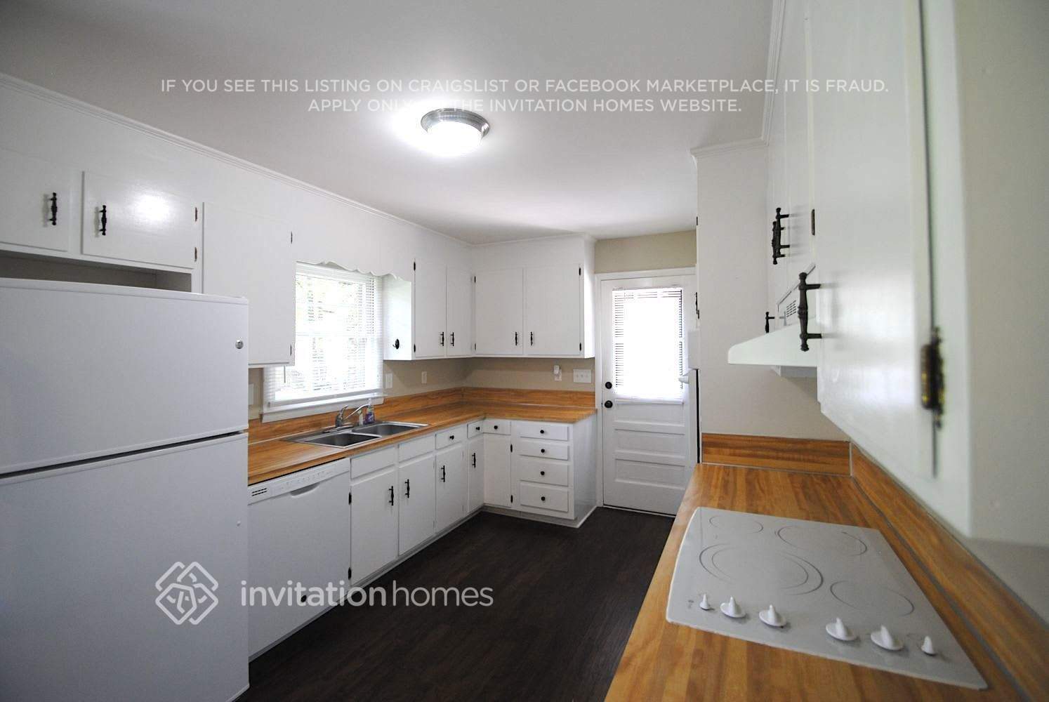 Building Photo - 1447 McIlroy Rd