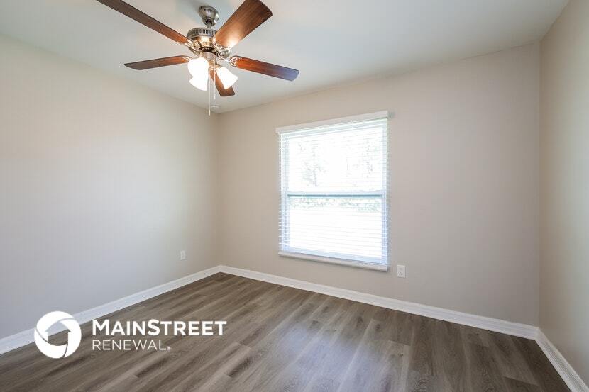 Building Photo - 4715 4th St W