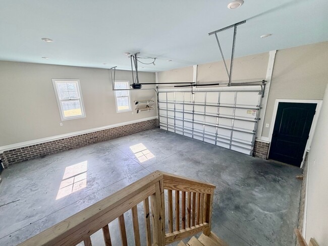 Building Photo - Quiet Country Living on 6+ Acres Between Rocky Mount and Wilson