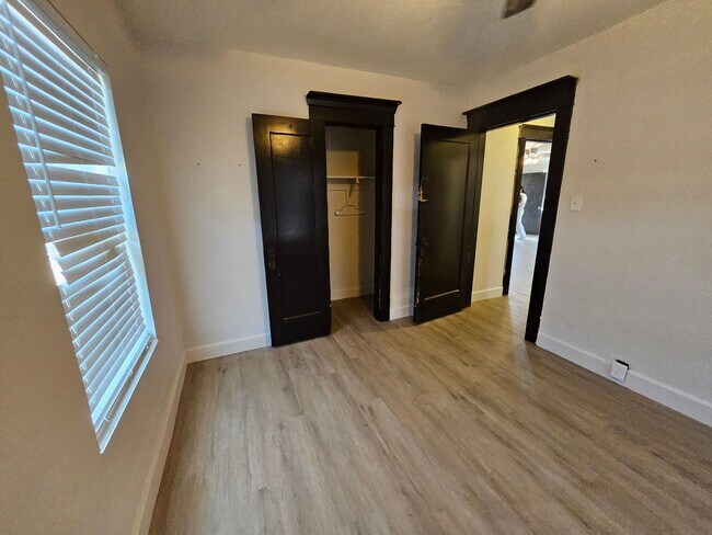 Building Photo - Welcome to Your New Home !