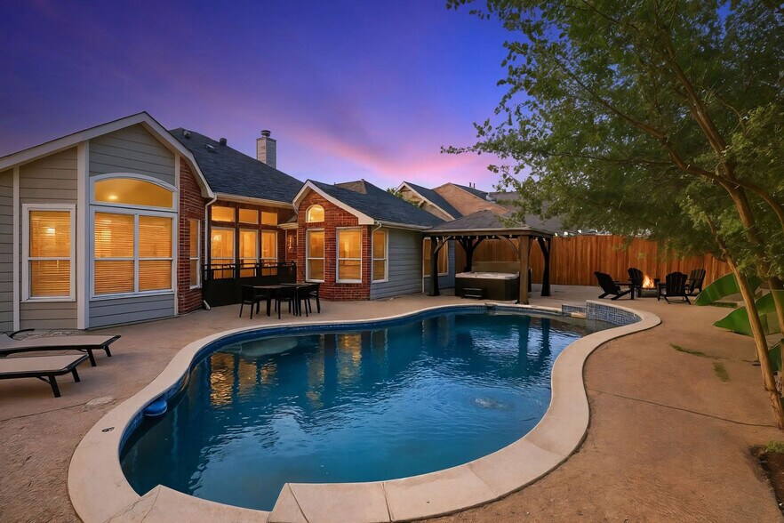 Building Photo - 5709 Courtney Cir