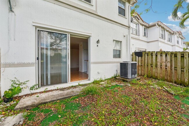 Building Photo - 8188 NW 108th Pl