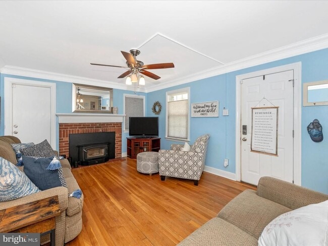 Building Photo - 413 Pangborn Blvd