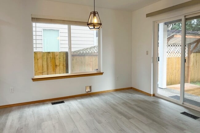 Building Photo - 26138 242nd Ct SE