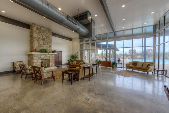 Building Photo - 514 Wincliff Dr