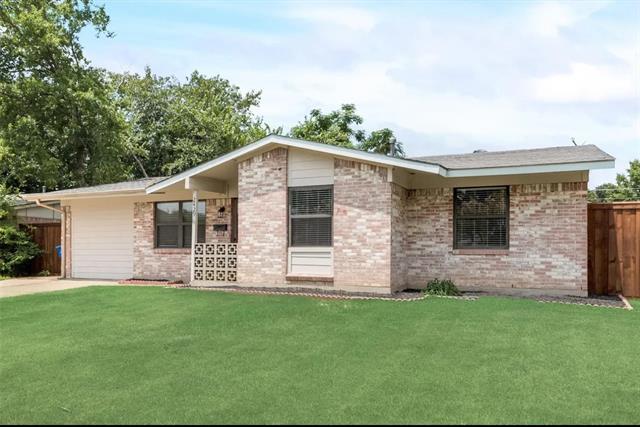 Building Photo - 2429 Towerwood Dr