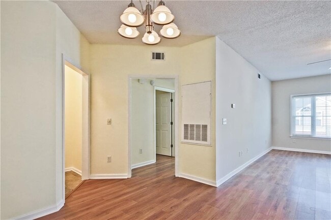 Building Photo - 8102 Woodland Ln