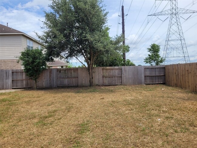 Building Photo - 2223 Enchanted Park Ln