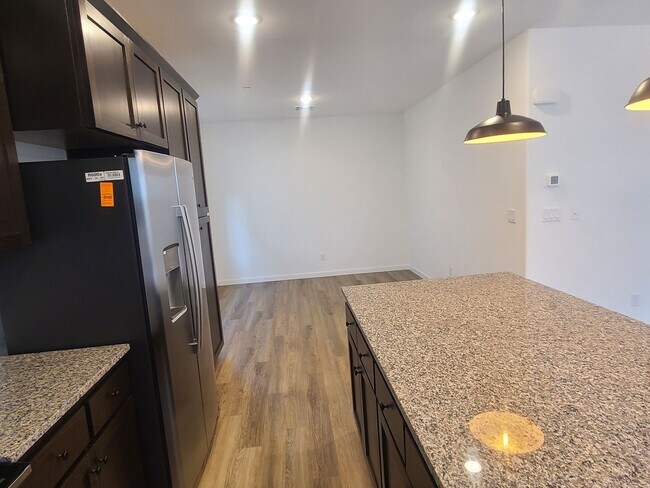 Building Photo - Three Bedroom Three Bathroom Home with Solar