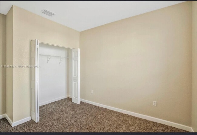 Building Photo - 3440 W 110th St