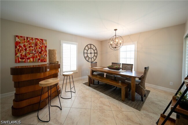 Building Photo - 208 Bobolink Way