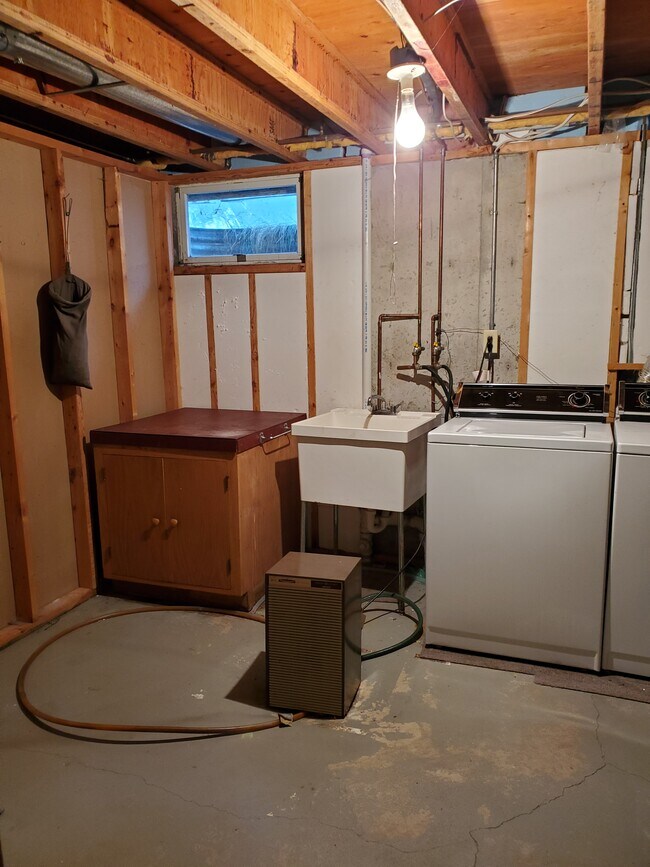 Utility Room - 1320 35th Ave S