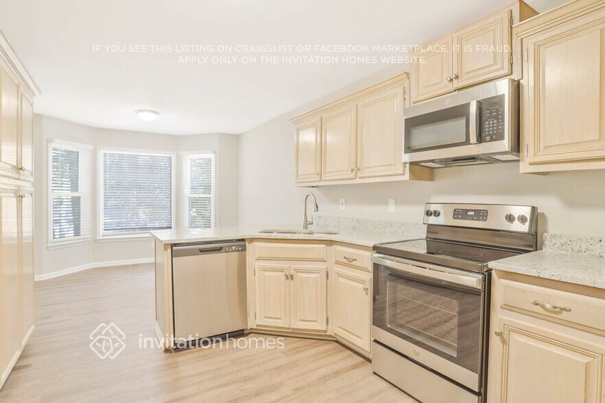 Building Photo - 2447 Doubletree Dr NW