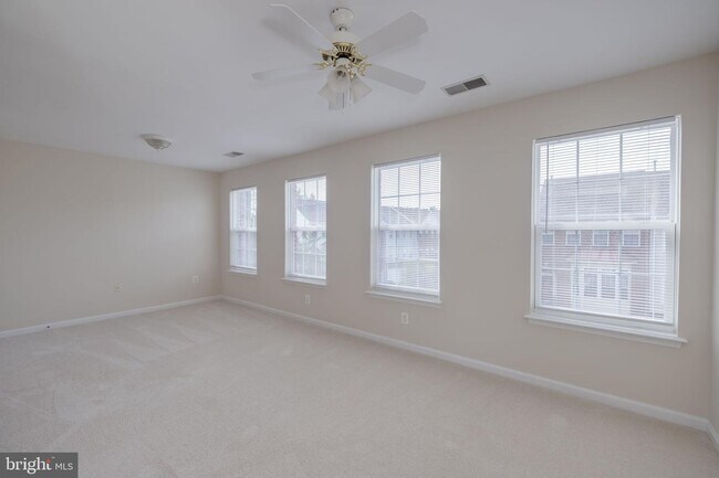 Building Photo - 6144 Cilantro Dr