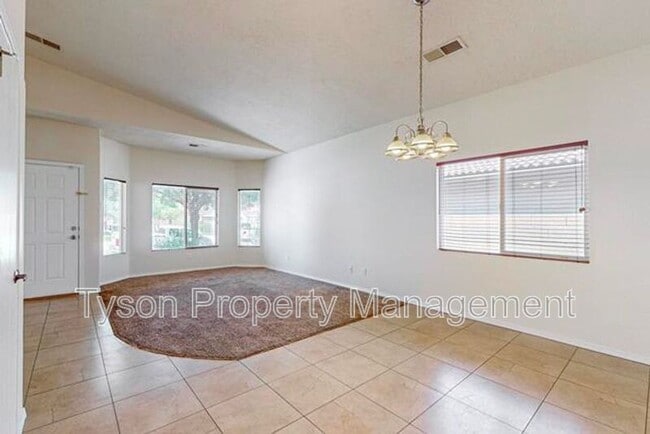 Building Photo - 10008 Rio Corto Ave SW