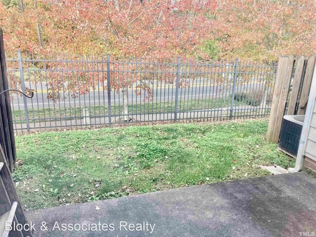Building Photo - 2 br, 2 bath House - 46 Signet Drive