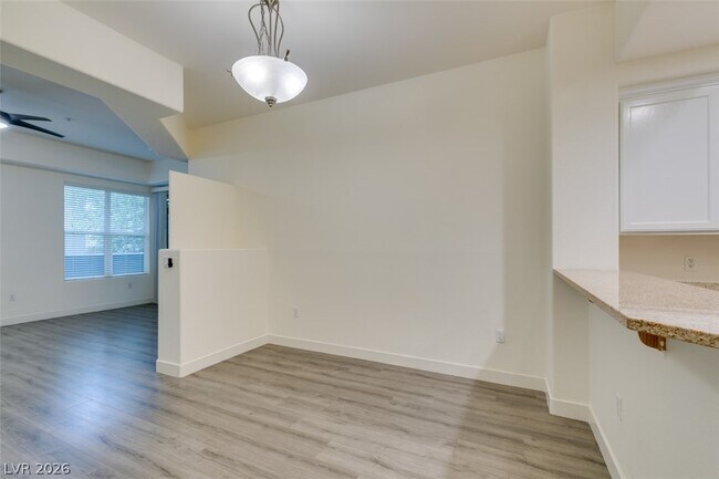 Building Photo - 38 E Serene Ave