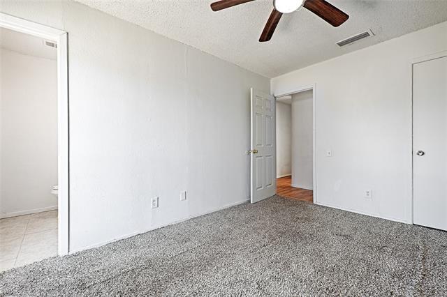 Building Photo - 523 Parker Cir