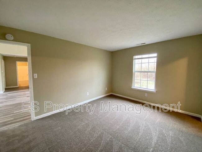 Building Photo - 3511 Lisa Cir