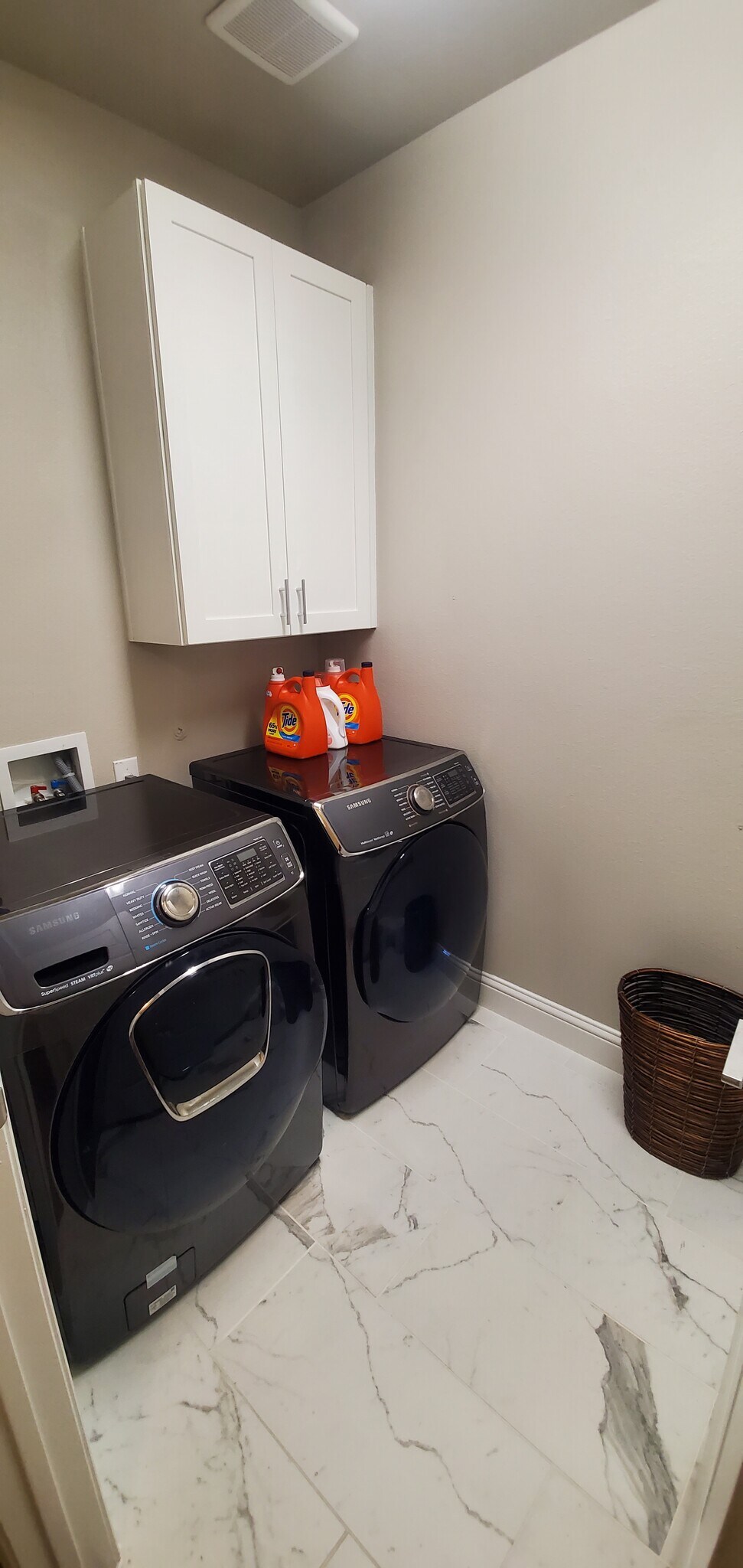 2nd floor - utility room - 4428 Dexter Ln