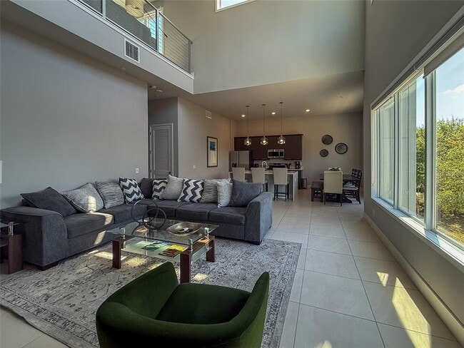 Building Photo - 7770 Sandy Ridge Dr