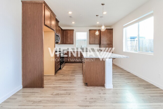 Building Photo - 4657 Snapdragon Wy