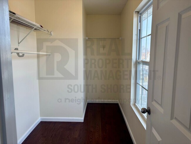 Building Photo - Sunlight, Space, and a Backyard Made for Gathering - 4 bed/2.5 bath