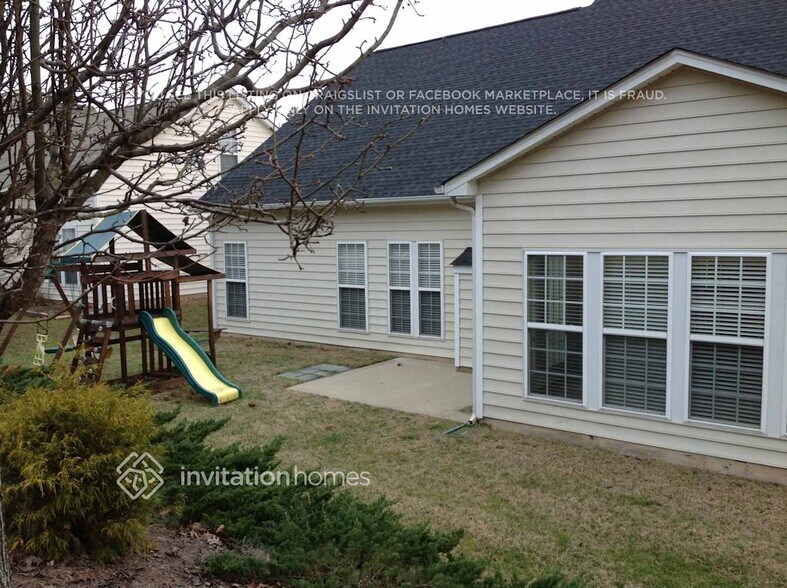 Building Photo - 8830 Hadco Ln