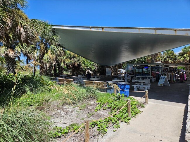 Building Photo - 744 Cadiz Rd