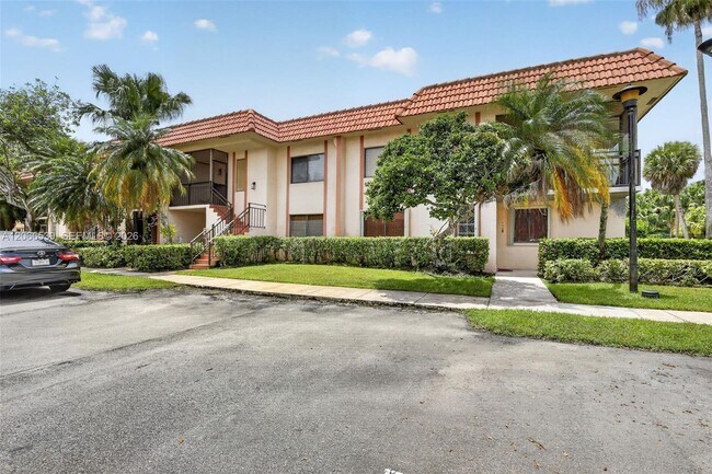 Building Photo - 359 Lakeview Dr