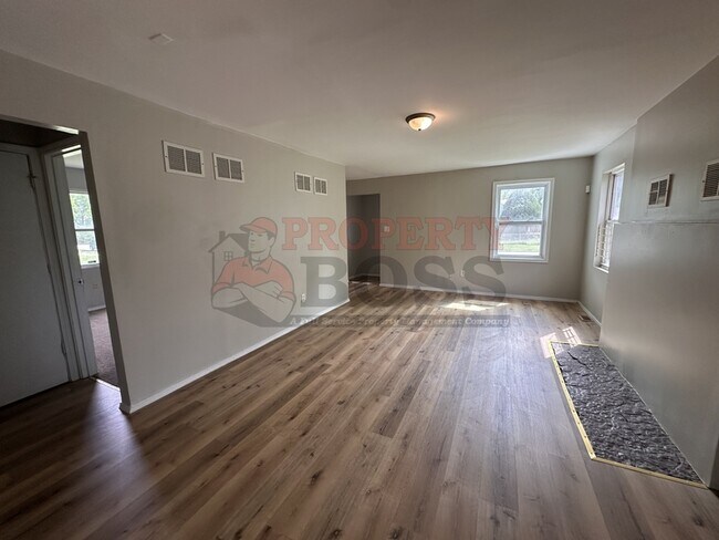 Building Photo - 904 Idaho St