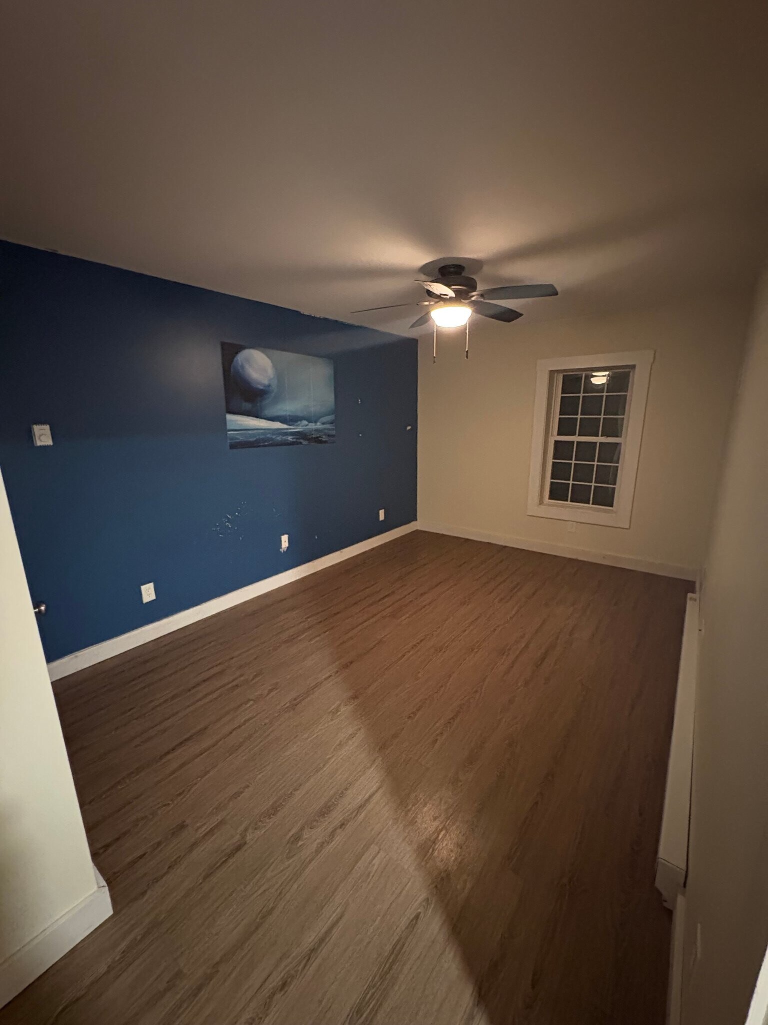 Building Photo - 546 Canaan St