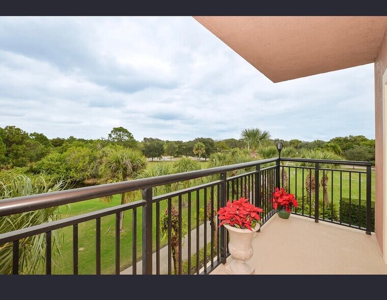 Building Photo - 4190 Gator Greens Way