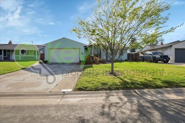 Building Photo - 3124 Brophy Dr