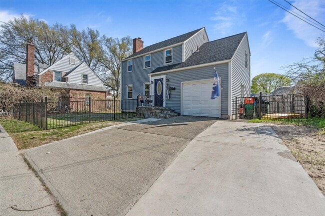 Building Photo - 41 Verplanck Ave
