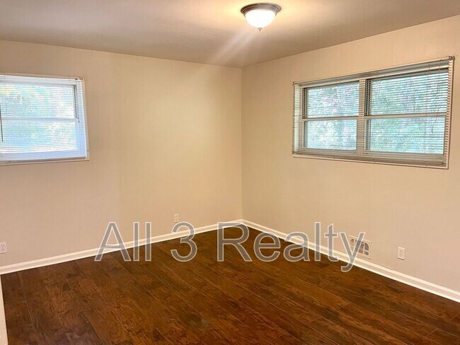 Building Photo - 5435 Winstead Ct SW