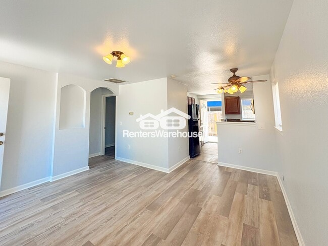 Primary Photo - 1546 Valentia St