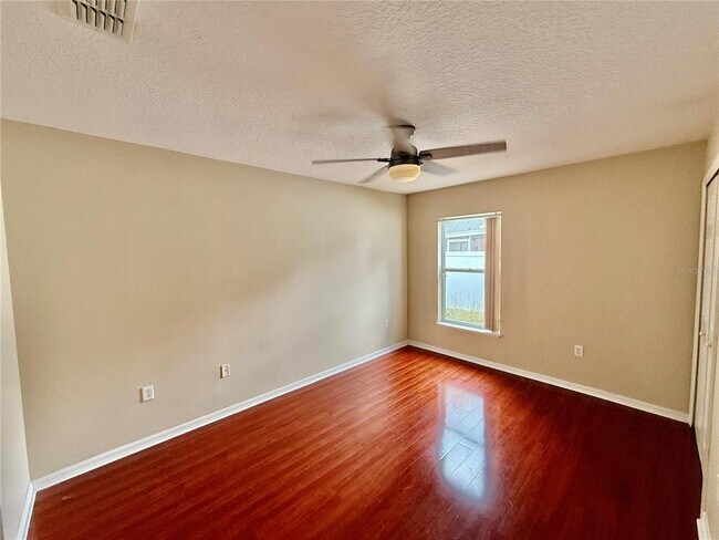 Building Photo - 1346 Rolling River Rd