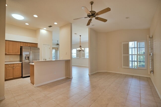 Building Photo - Annual Unfurnished Villa, 2 Bedrooms, 2 Ba...