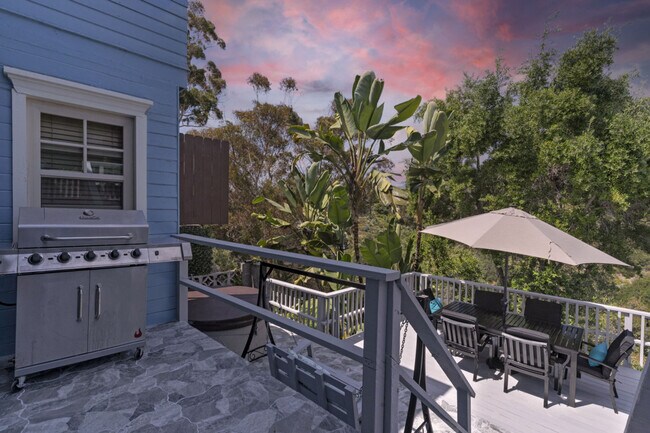 Building Photo - 1072 Johnson Ave