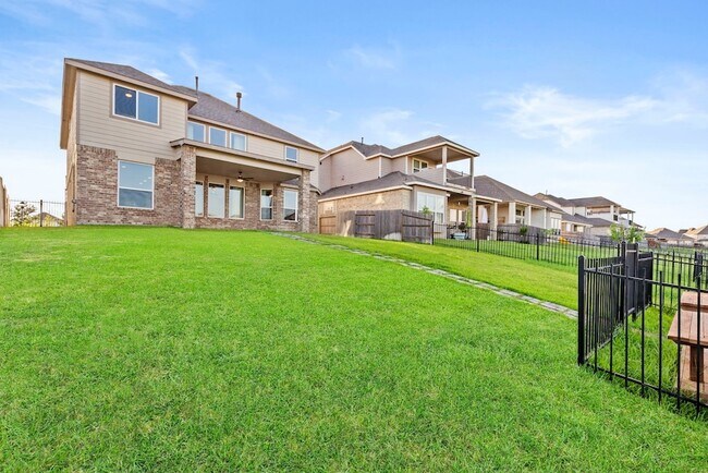 Building Photo - 3506 Lake Bella Megan Dr