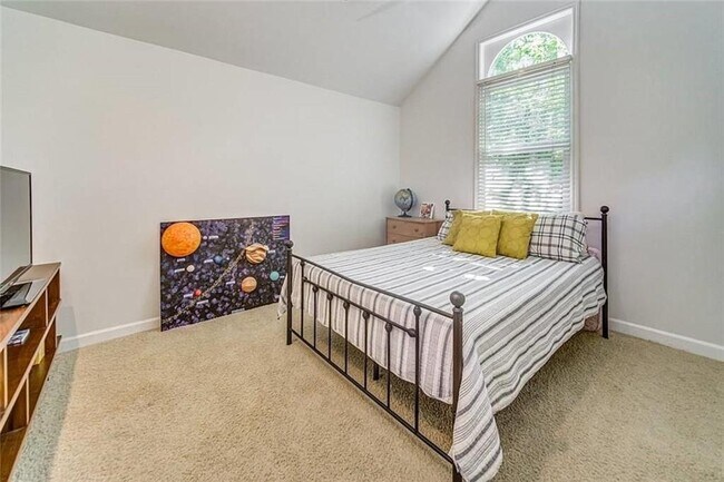 Building Photo - 1501 Defoors Landing NW