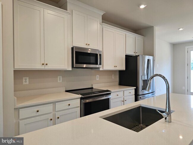 Building Photo - 13720 Cobble Lp