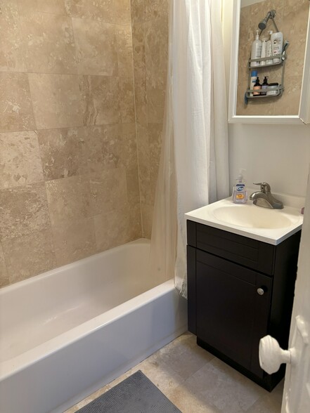 Building Photo - 38 Hemenway St