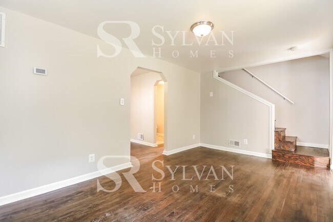 Building Photo - At Last, This Is What You Have Been Searching For!